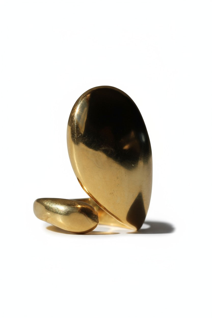 Lia Ring